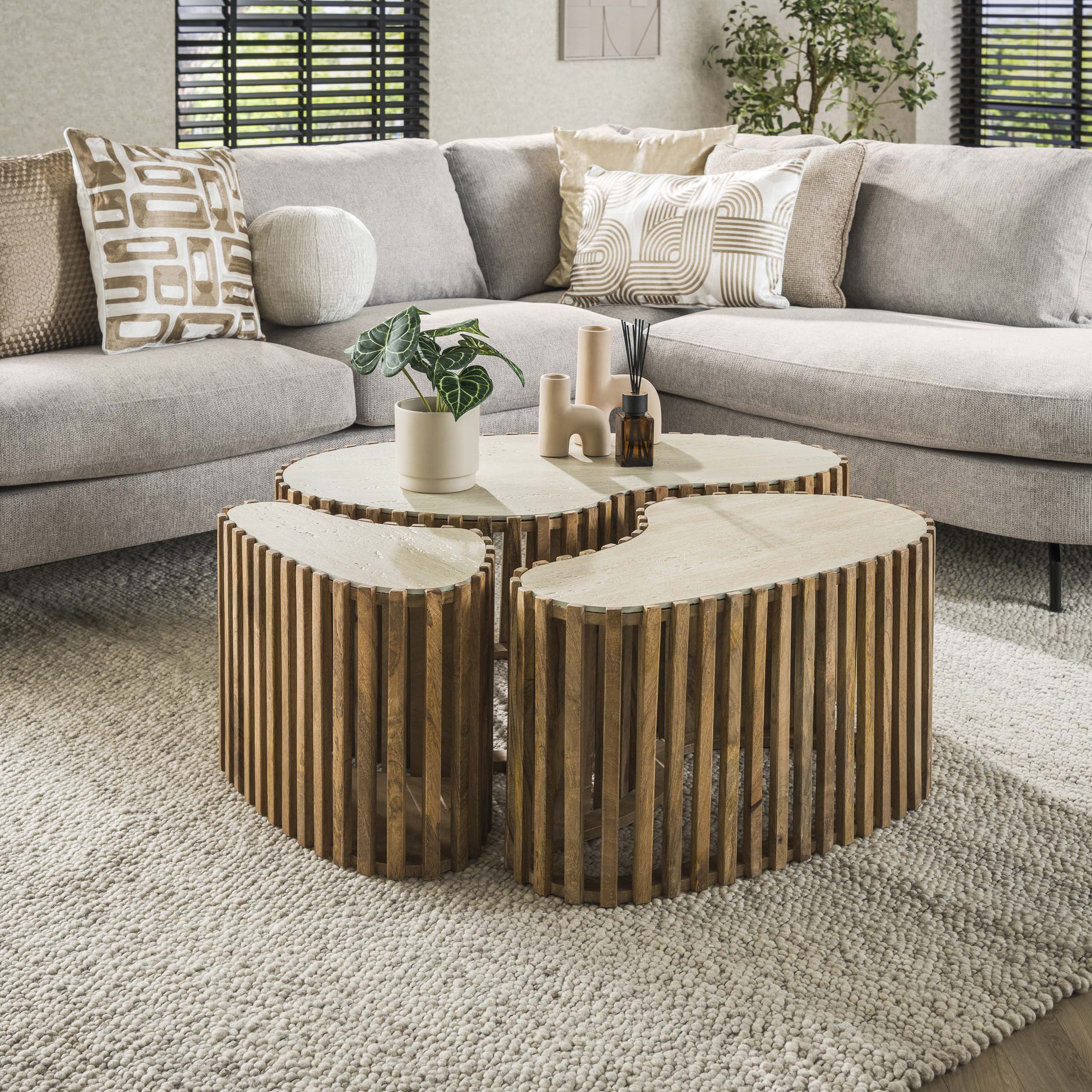 Salontafel Nuovo niervormig set van 3 / Massief mango zand