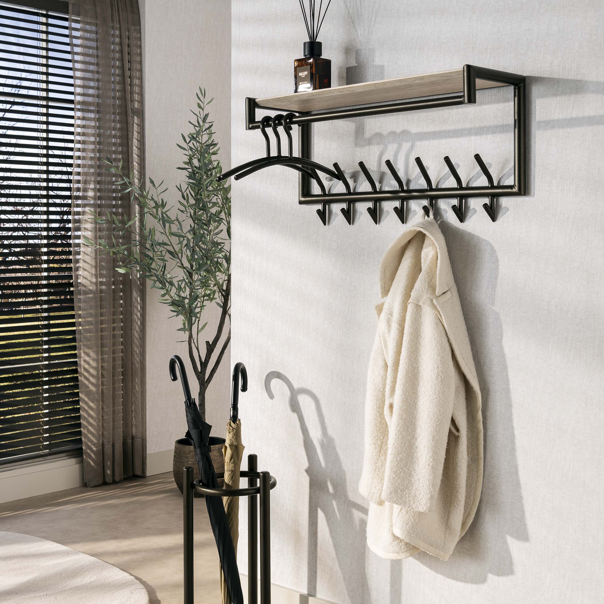 Kapstok Terra roede en hoedenplank 2x7 haken / Melamine travertine