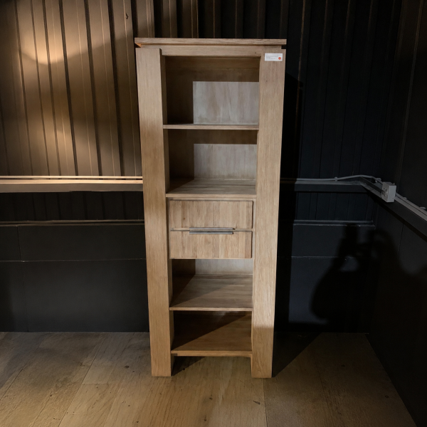 SHOWMODEL Tower Living boekenkast Luuk oud teak