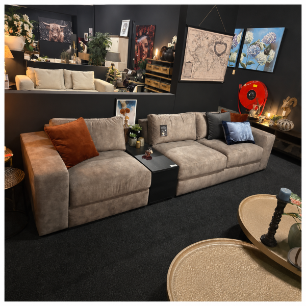 SHOWMODEL UrbanSofa 4 zits bank Carl + Carl Block high Vienna Clay