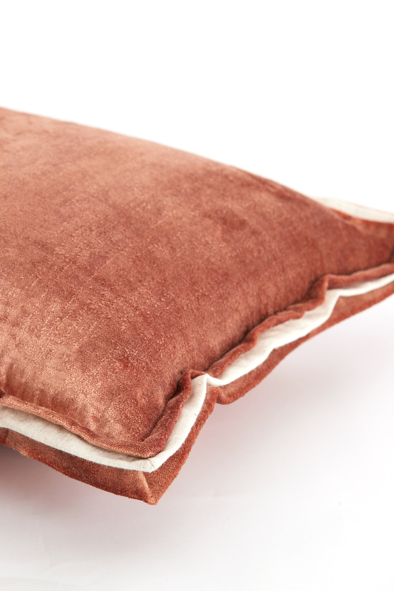 Light & Living Kussen 60x30 cm BAXLEY velvet oud roze+linnen naturel