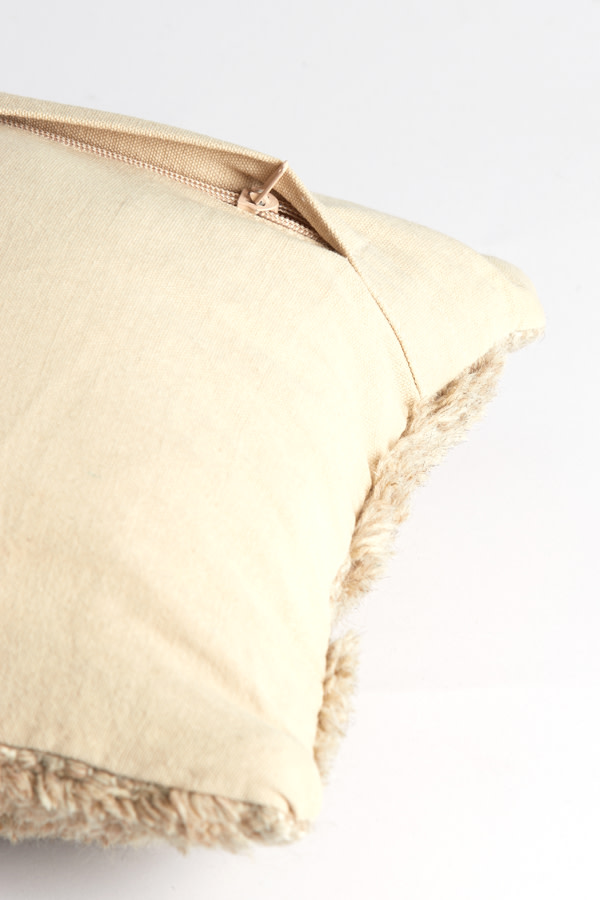 Light & Living Kussen 60x30 cm LATIUM bruin