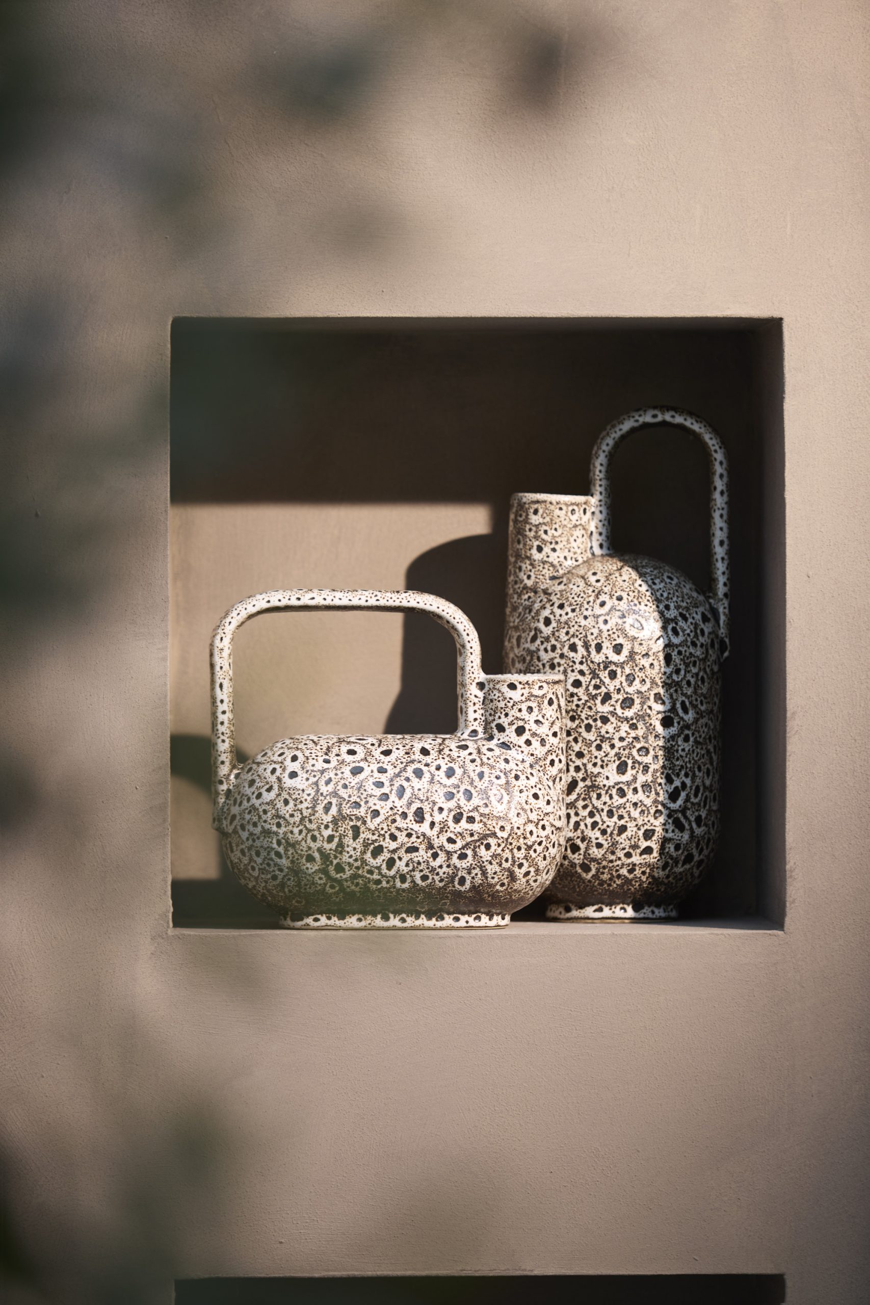 Light & Living Vaas deco 16,5x15,5x37 cm SERRES keramiek crème+zwart