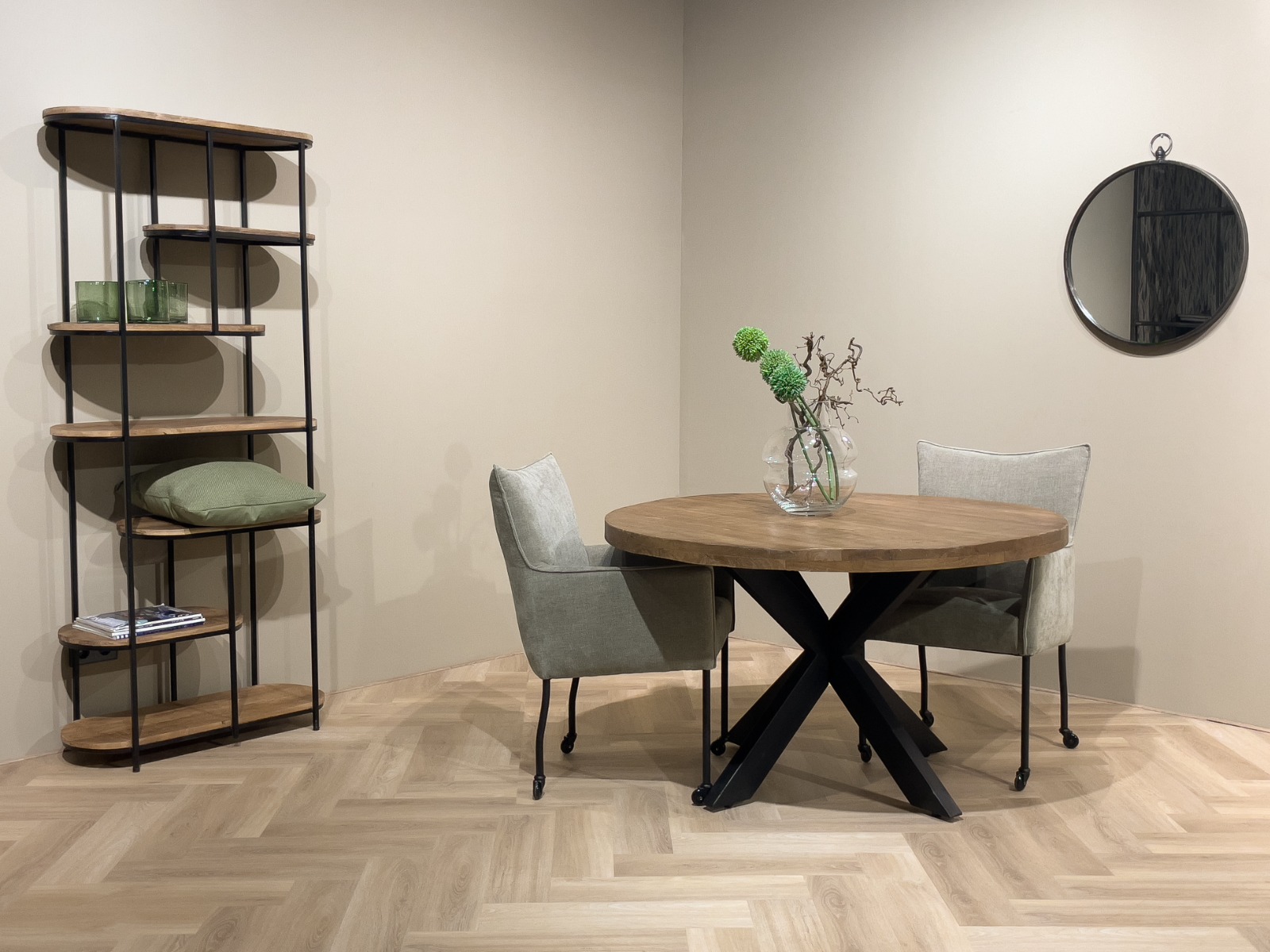 Livingfurn Sturdy Round 150 cm