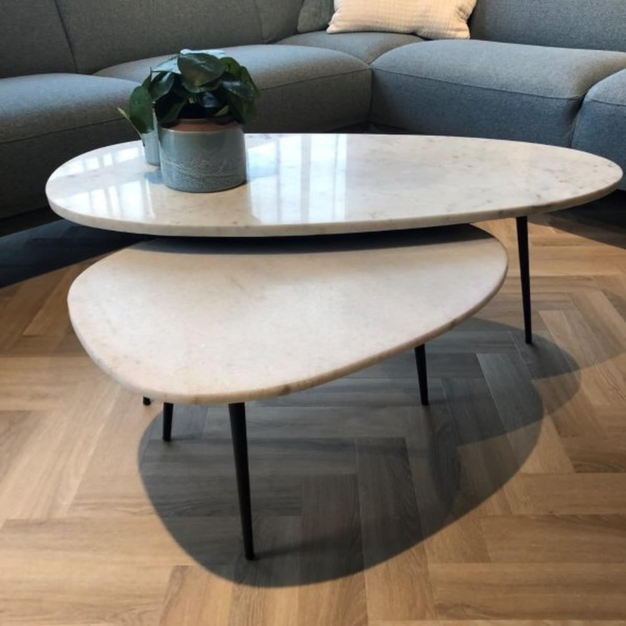 Livingfurn Organic Marble White black 70cm