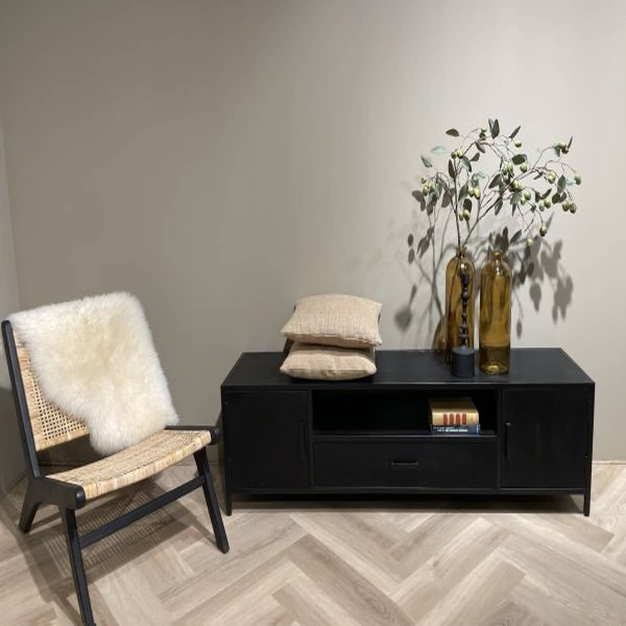 Livingfurn Kala 180 cm