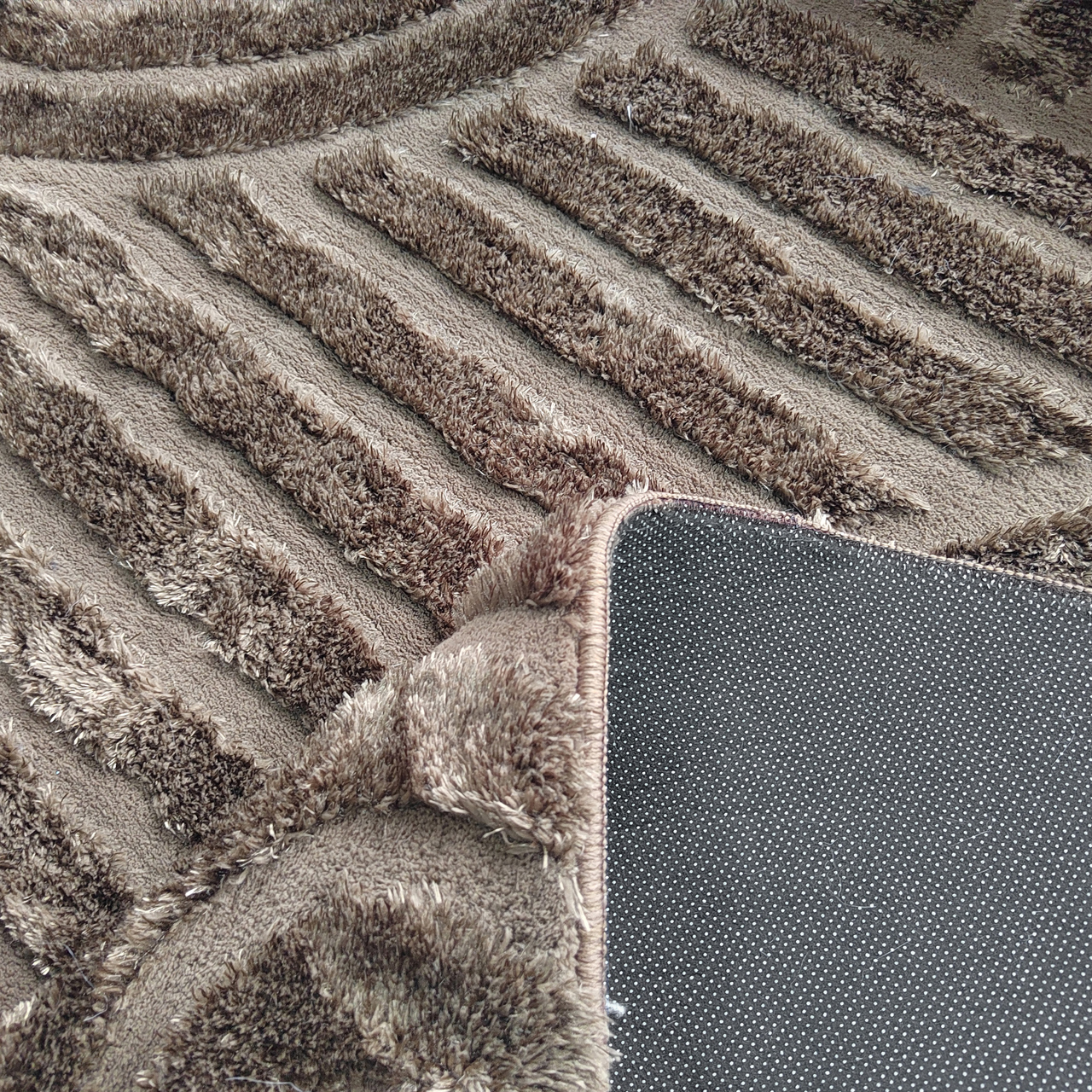 Richmond Interiors Vloerkleed Liff dark brown 200x350