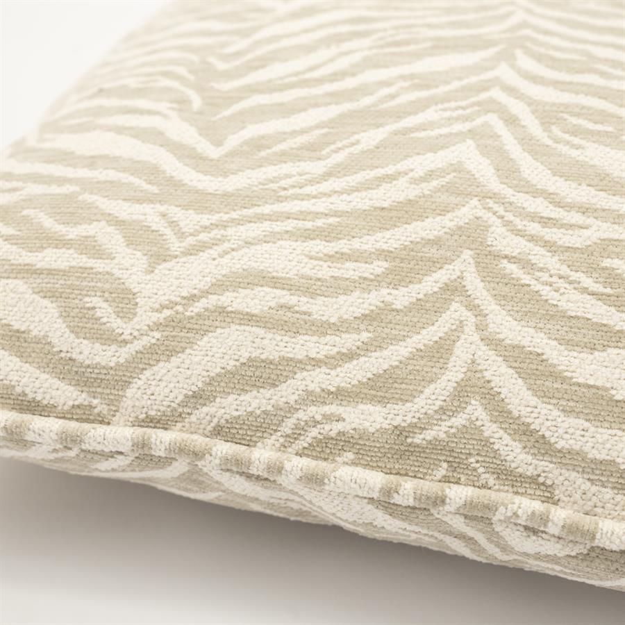 By-Boo Pillow Tigra 45x45 cm - beige