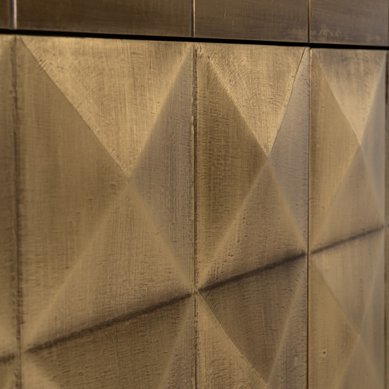 Richmond Interiors Dressoir Collada brushed gold