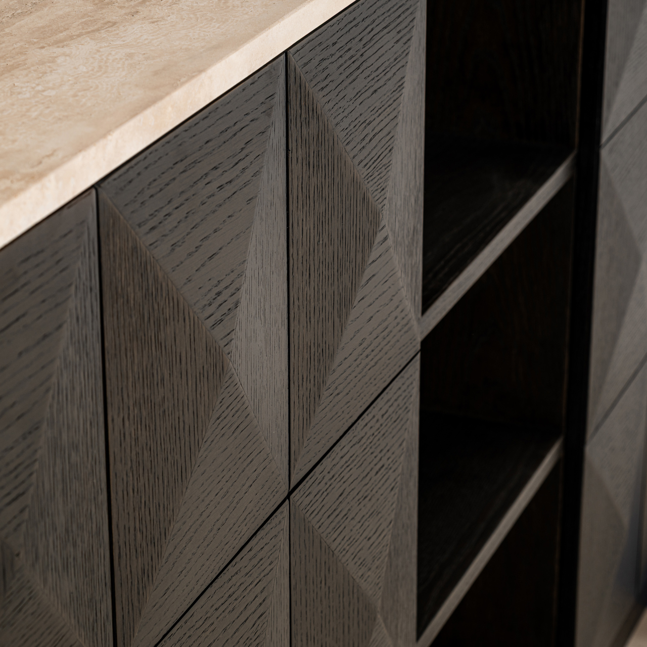 Richmond Interiors Dressoir Claremont brown 4-doors 2-shelves
