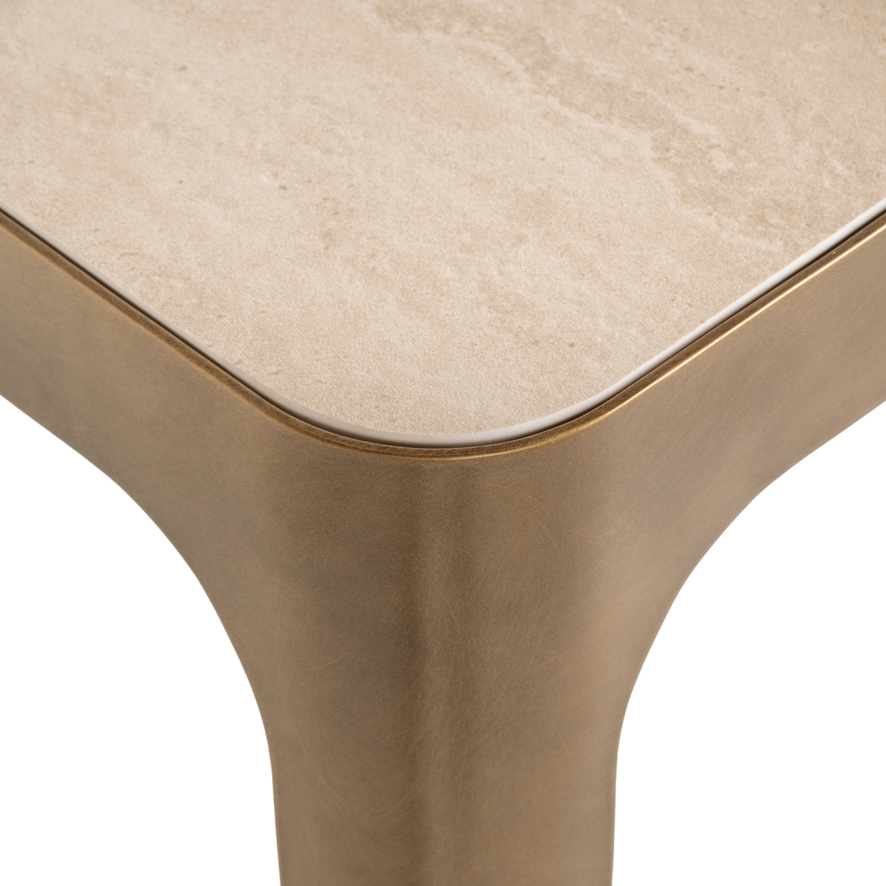 Richmond Interiors Pilaar Claridge gold antique