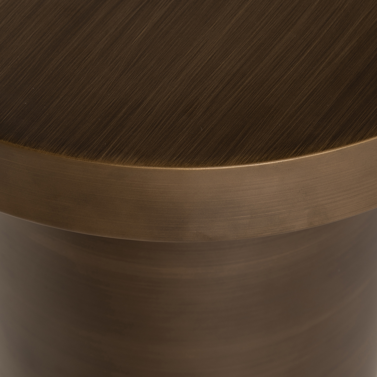 Richmond Interiors Console Bubba brushed gold