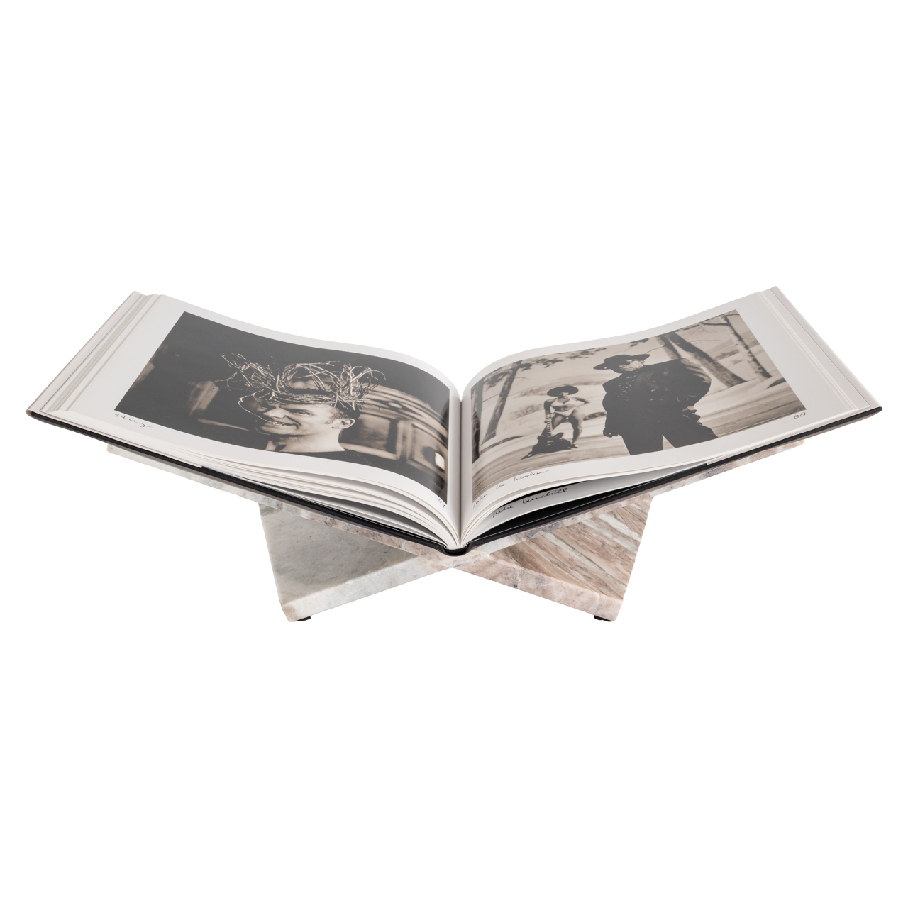 Richmond Interiors Boekenstandaards Belicia Blush beige