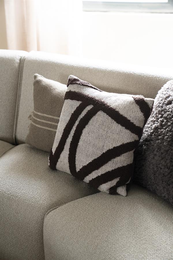 By-Boo Pillow Majani - dark brown
