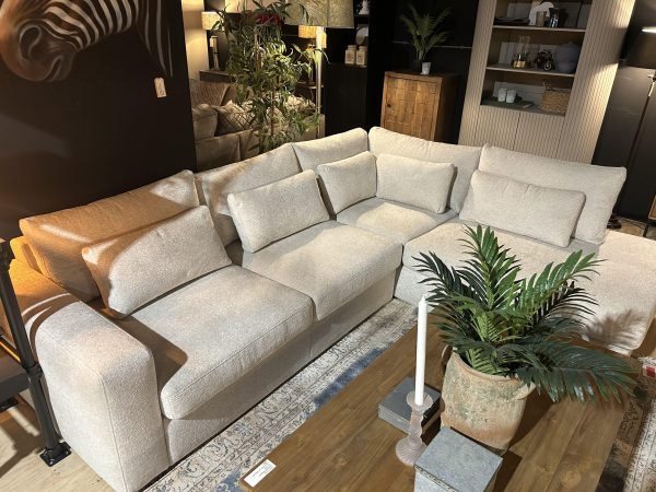 SHOWMODEL Tower Living hoekbank Luton Torro 33 roomwit