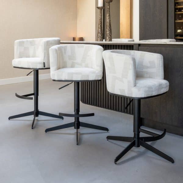 Richmond Interiors Barstoel Cheyenne beige graffic swivel