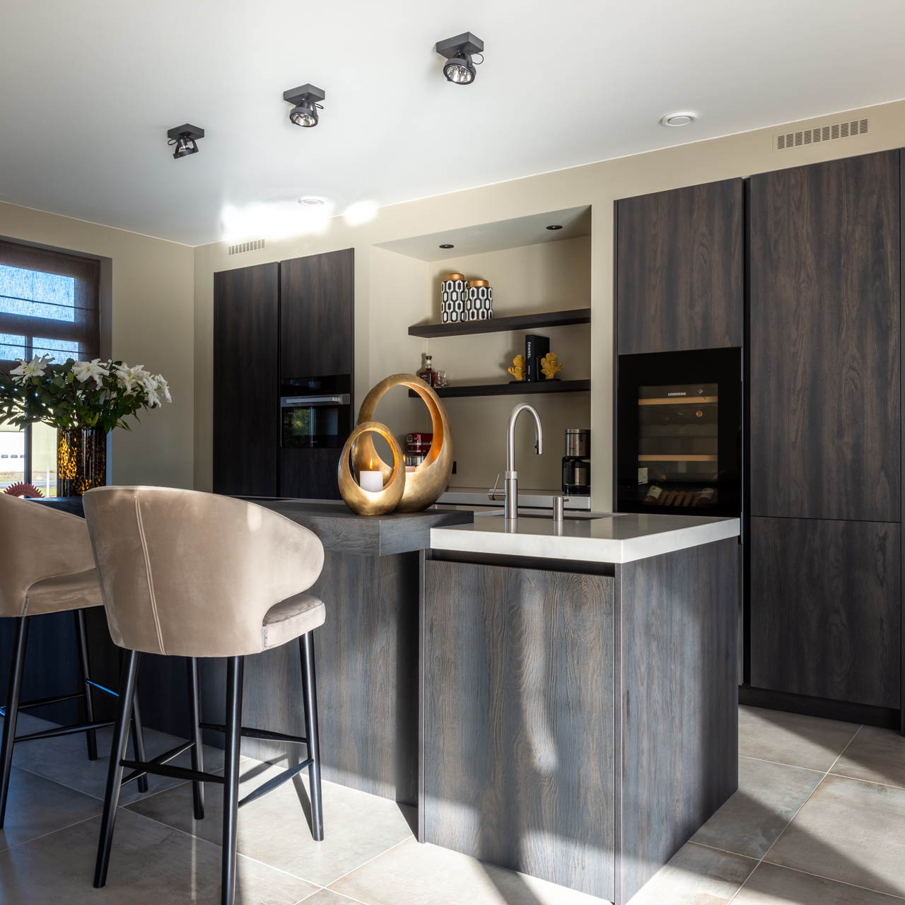 Richmond Interiors Counterstoel Indigo customized