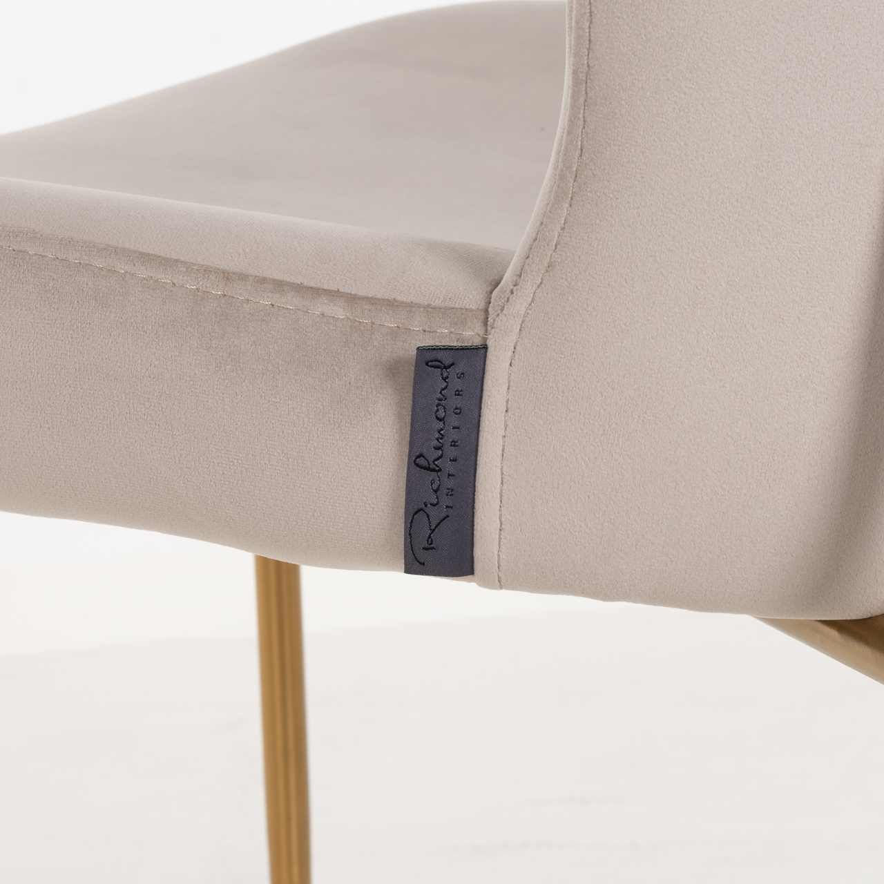 Richmond Interiors Eetkamerstoel Odessa khaki velvet fire retardant (Set of 2)