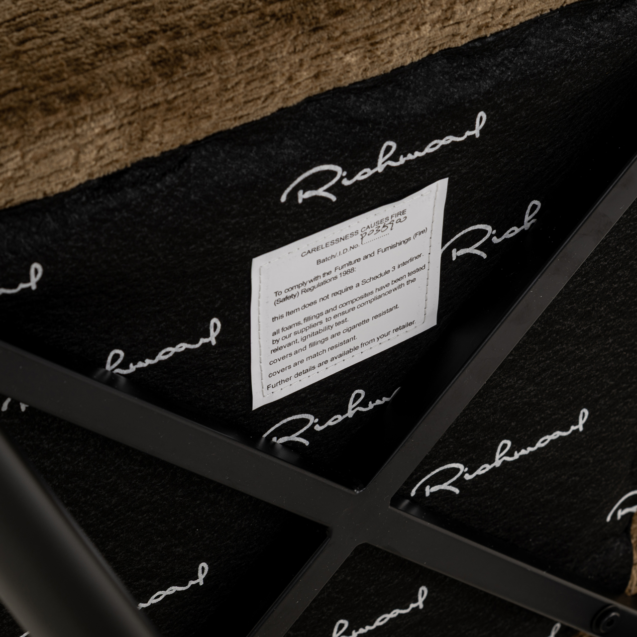 Richmond Interiors Eetkamerstoel Taylor brandy fusion fire retardant