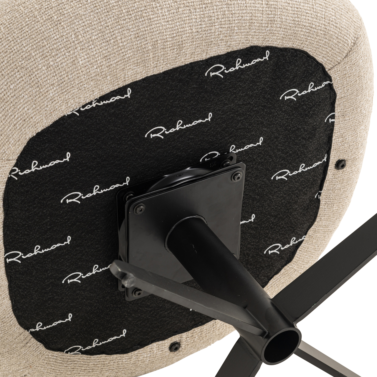 Richmond Interiors Eetkamerstoel Alexis biscotti swivel