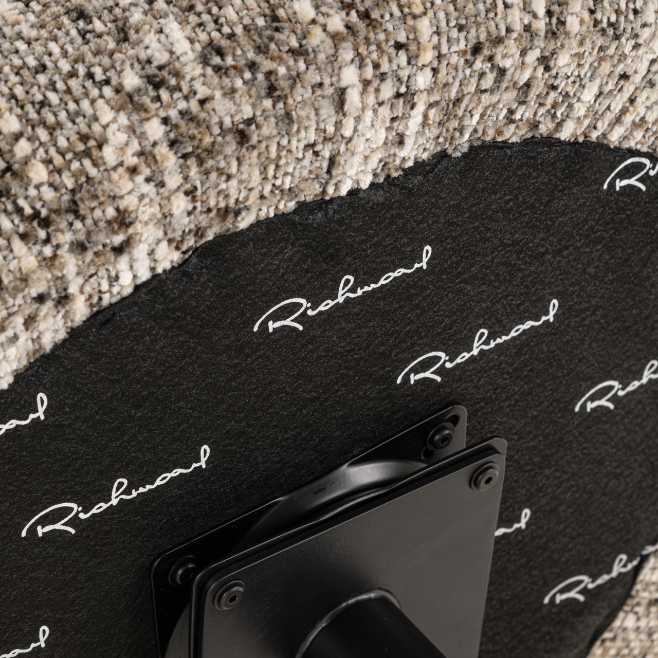Richmond Interiors Eetkamerstoel Alexis brown omara swivel