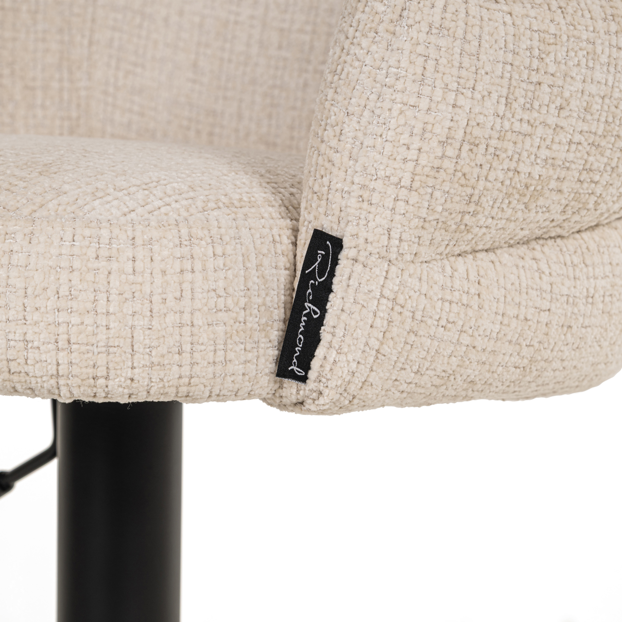 Richmond Interiors Barstoel Nikki niagara beige swivel fire retardant