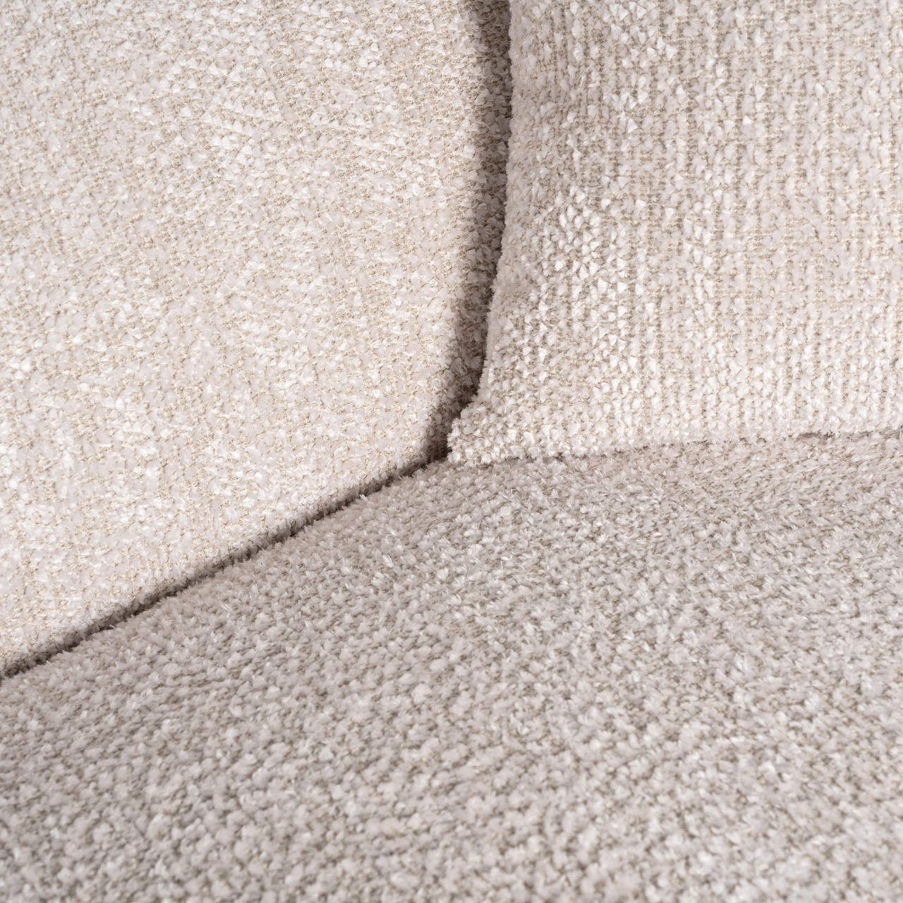 Richmond Interiors Bank Armand lovely cream