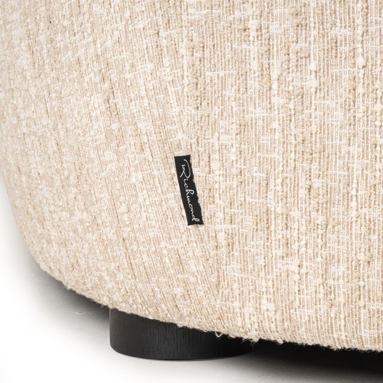 Richmond Interiors Bank Pandora beige angora lounge left