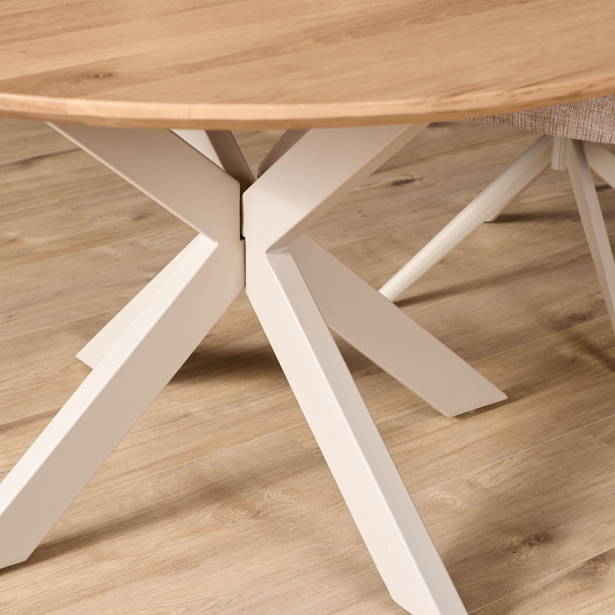 Starfurn Ronde eettafel Ferris Naturel Poot Zand Eikenhout 130 cm