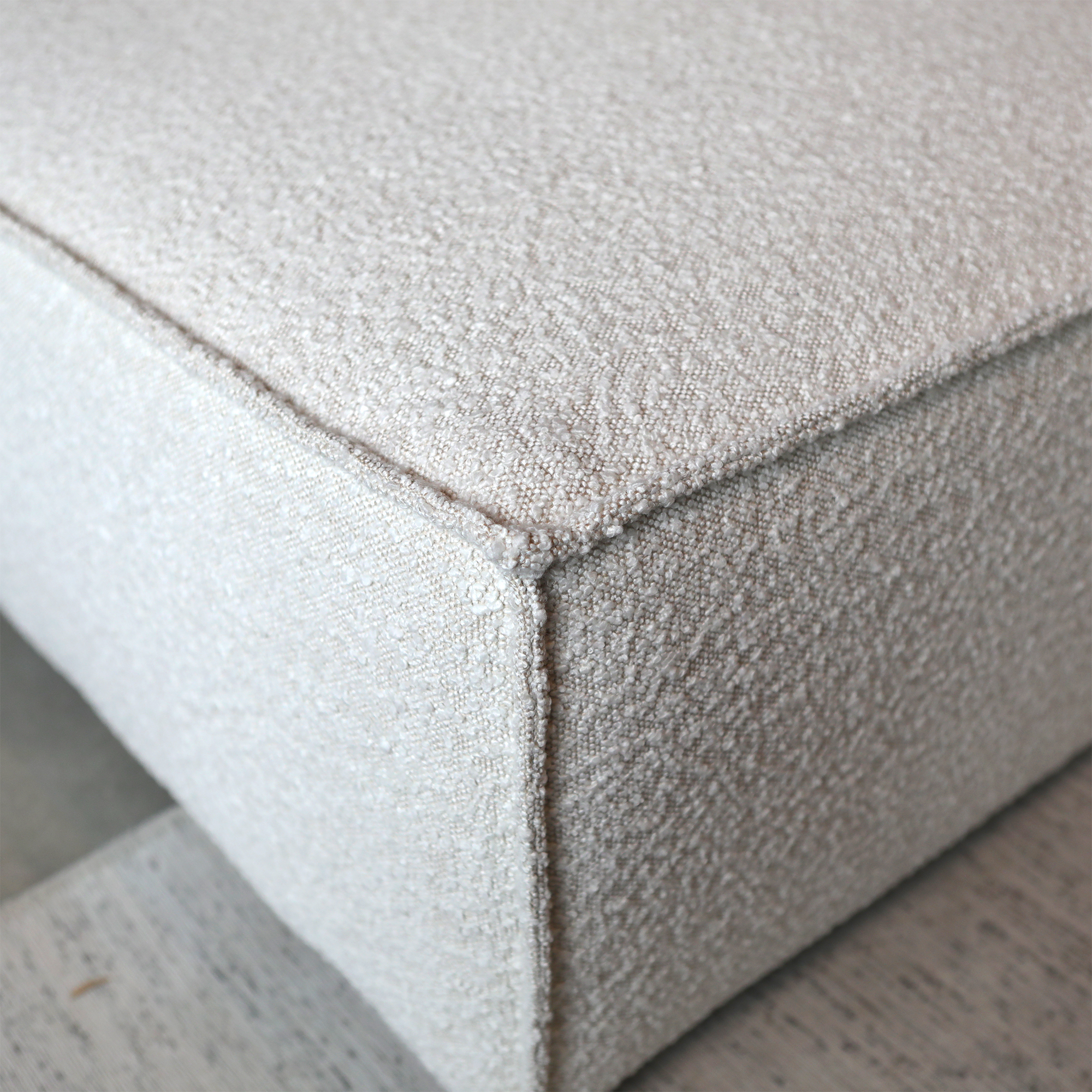PEPP ENZO met chaise longue links