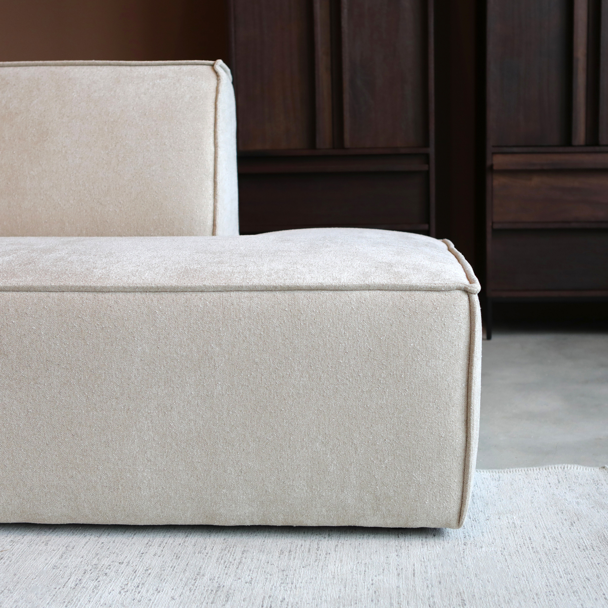 PEPP ENZO met chaise longue links