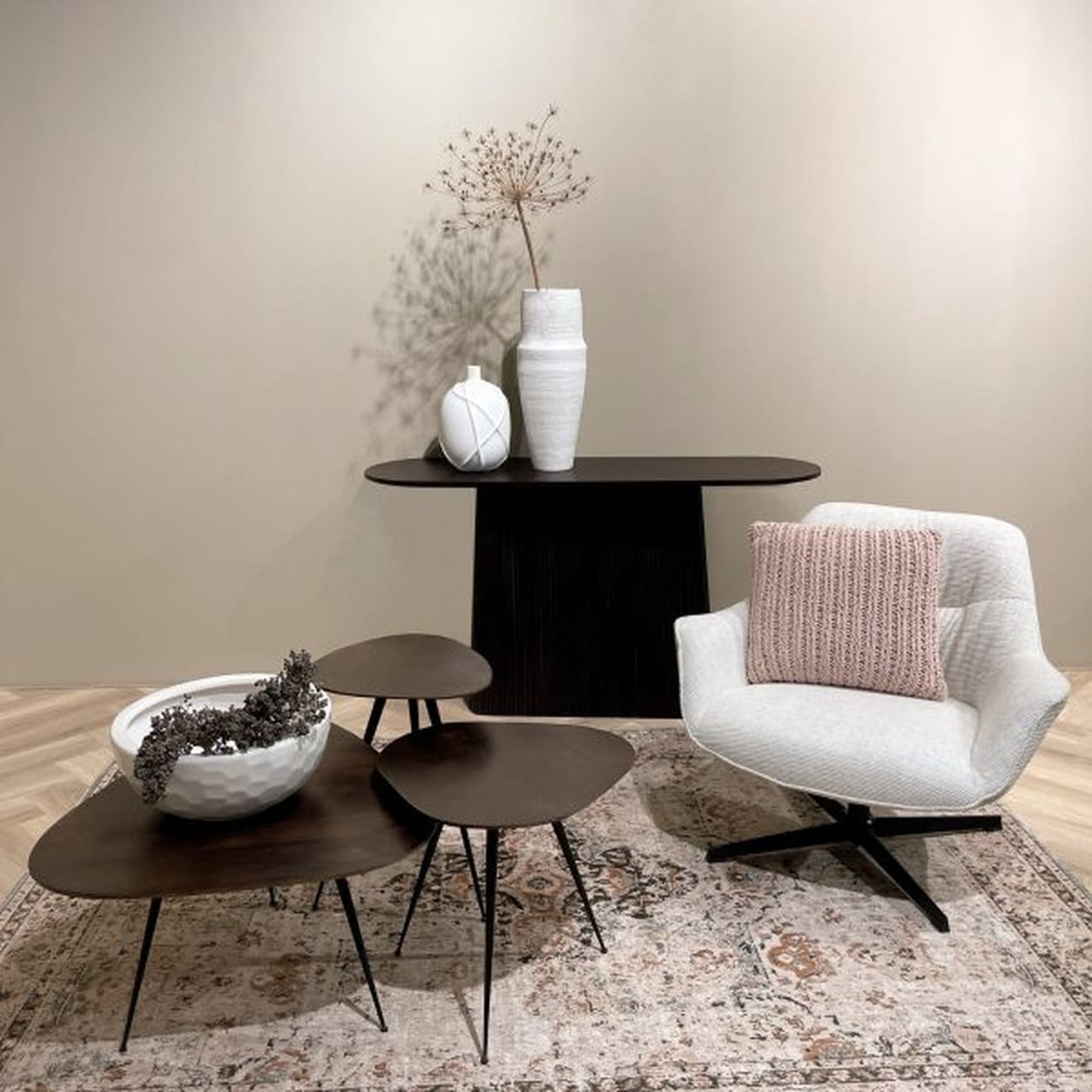 sfeerfoto Livingfurn Brix Loua Brown set of 3