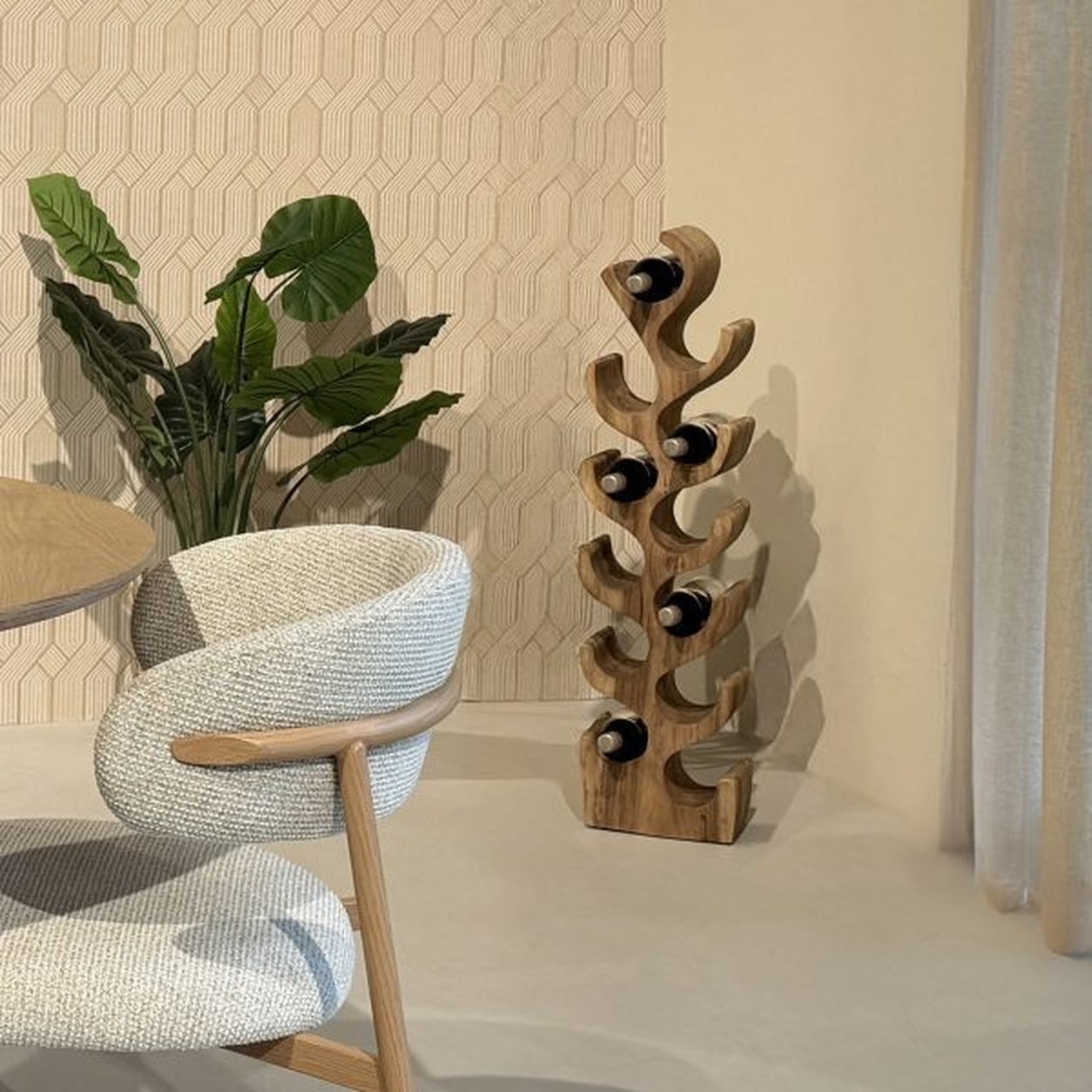 sfeerfoto Livingfurn Suar Winerack 12