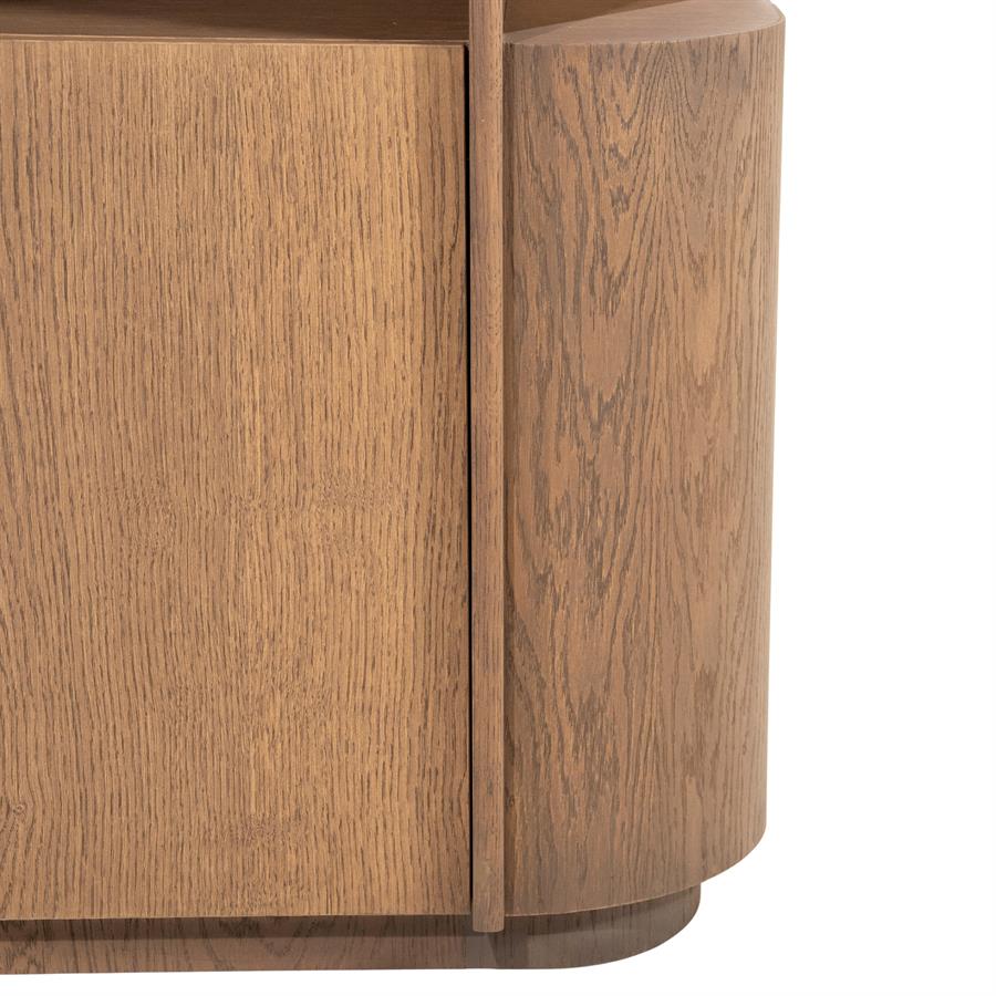 Eleonora Dressoir Oslo - lichtbruin