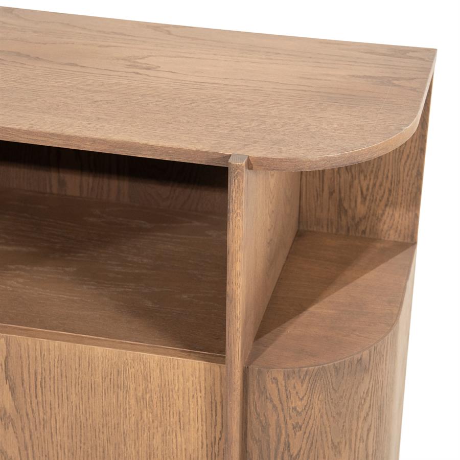 Eleonora Dressoir Oslo - lichtbruin